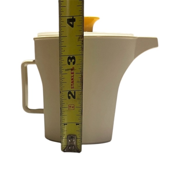 Vintage Tupperware Almond Creamer! - Picture 7 of 7